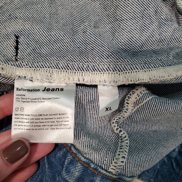 Reformation McCoy Denim Jacket // Size XL - Picture 4 of 8